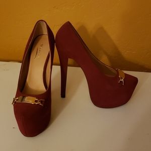 High heels /Color moroon